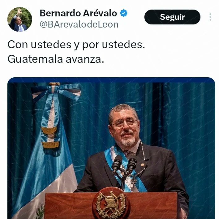 Bernardo Arévalo asume presidencia de Guatemala tras una larga jornada de tensión en ese país centroamericano.

#Guatemala #Bernardoarevalopresidente
