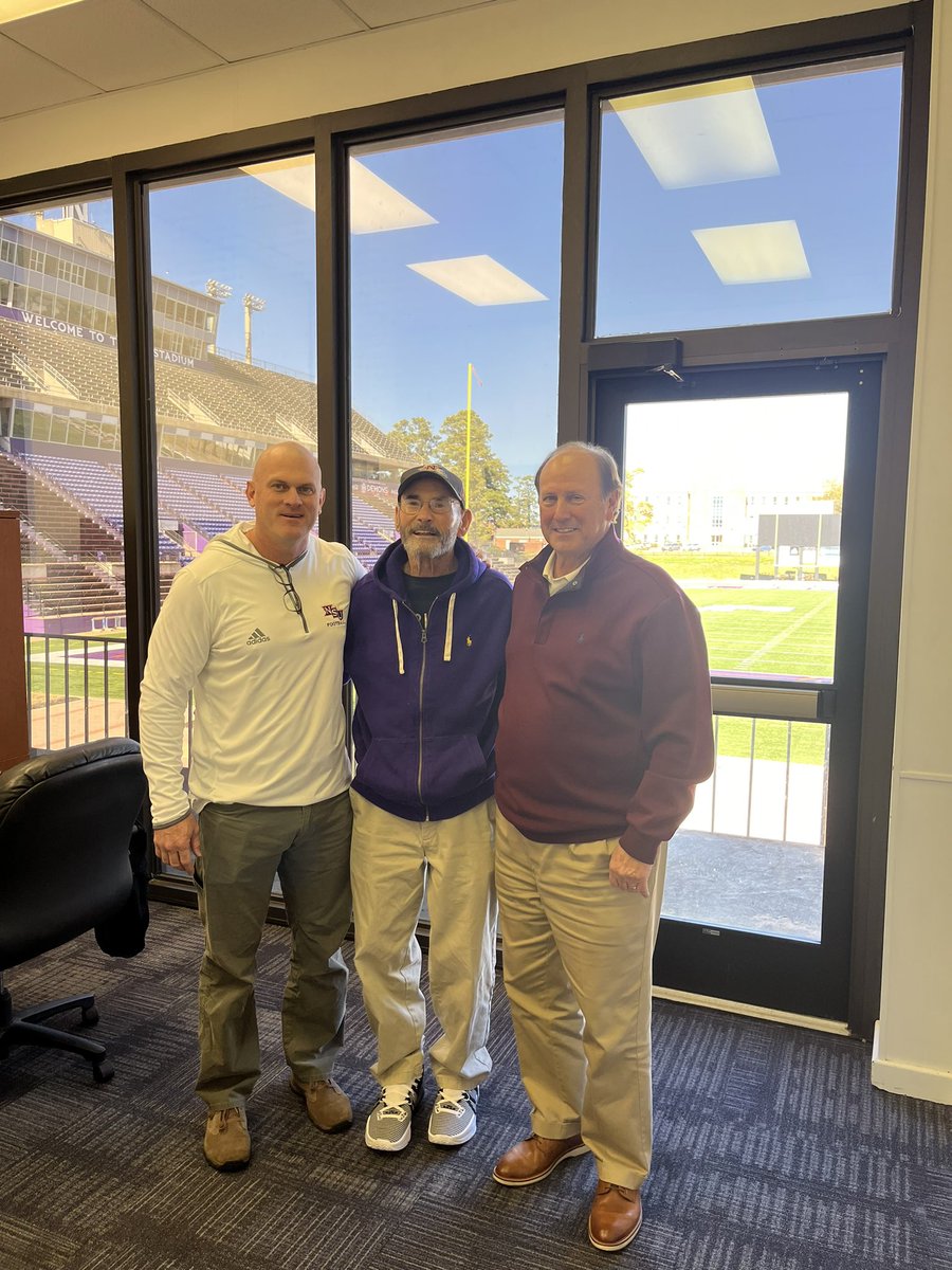 Always great to have a 4x conf champion head coach stop by and visit! Coach Goodwin you set us a high bar to chase @NSUDemonsFB and we will!! @CoachNBJoseph #MakeAnExcuseToWin #ForkEm 🤘🏼