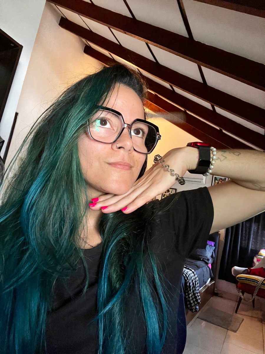 cokastar's tweet photo. Banda, les recuerdo que tienen 20% de descuento en LENTES COMPLETOS en Optirex 🦖🤓 con solo decir mi código de descuento #CokaRex hasta el 29 de Febrero.
✨🤓 🤘🏼Incluye aros + receta y también lentes de sol 😎 🤘🏼✨
RT para que más personas puedan aprovechar este descuento 😌😉
