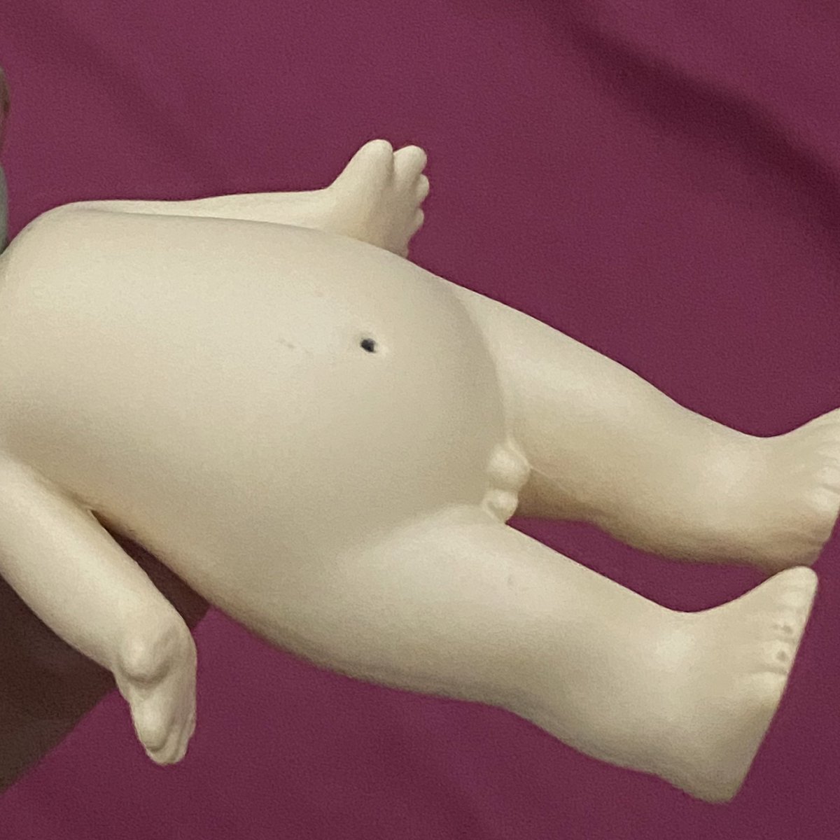 yanqhao's tweet photo. sloth 
have no idea if the black stain on his belly button is removable https://t.co/BjpyRQEb8S