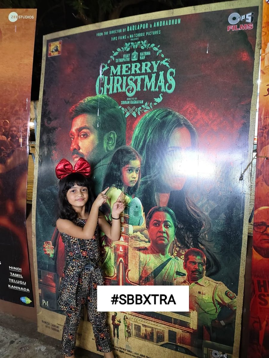 ATSBB's tweet photo. Child artist Pari Sharma who plays daughter of Katrina Kaif in Merry Christmas spotted today at Gaiety theatre in Mumbai where she was interacting with the audience.
#parisharma
#merrychristmas
#spotted
#gaiety
@pari_sharma102 https://t.co/EHvJkTrjq0