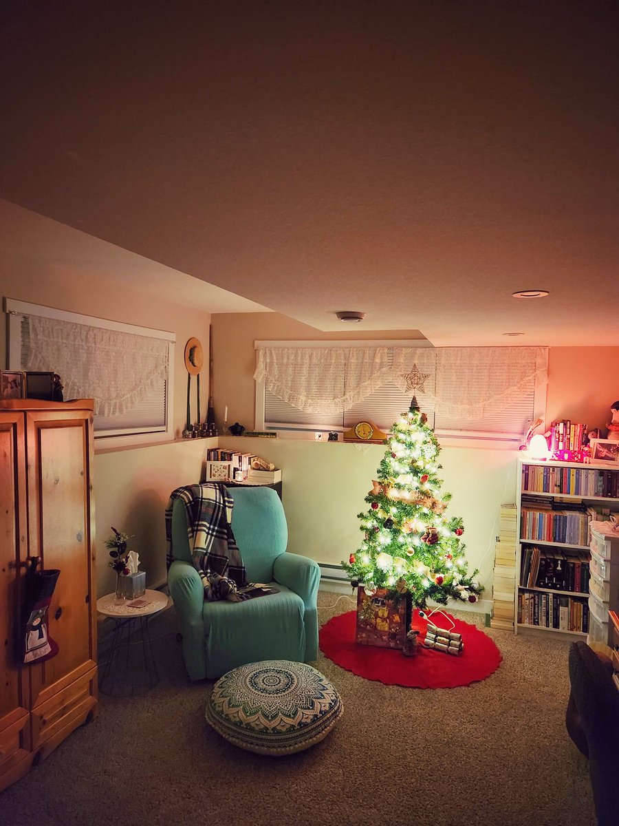 Miss_Mousie's tweet photo. It's The Most Wonderful Time Of Year: On the Blog 🎄https://t.co/3G2ftDUMt6 https://t.co/bdmvLhg7L6