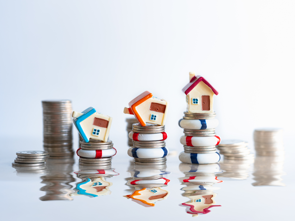 If your property was flooded in the recent storm, you may be eligible for a community recovery grant of up to £500 and a council tax discount.

Visit 👉  orlo.uk/ABICM to apply to the grant before the 1 March 2024.