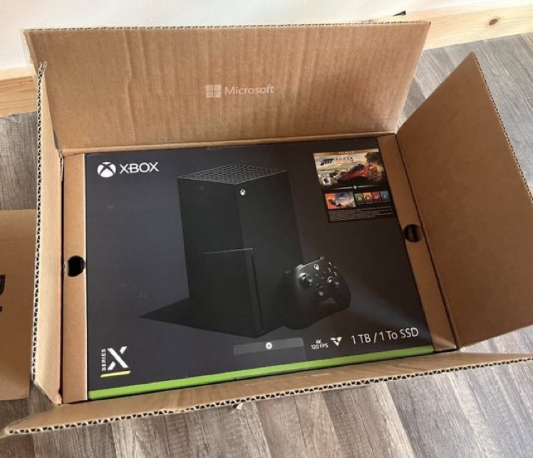 WarriorGawss's tweet photo. 🔥 XBOX SERIES X GIVEAWAY 🔥

To Enter:
1. Follow Us
2. Retweet
3. Turn Notifications On 

GoodLuck! https://t.co/Py6piwMF55