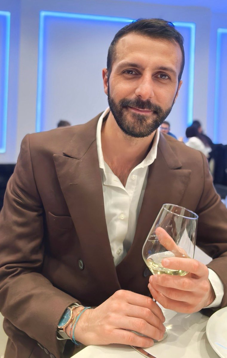 🥂