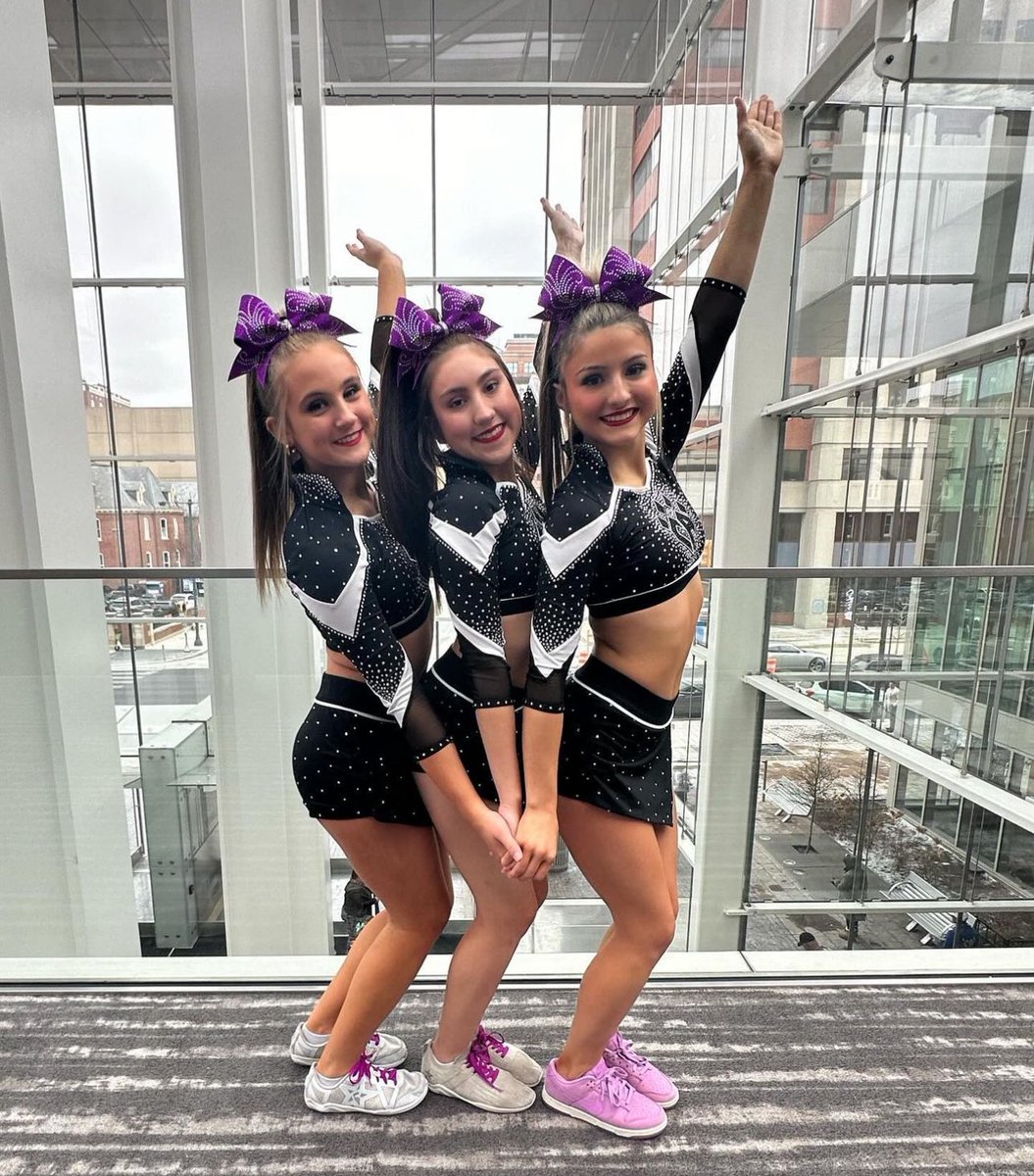Cafelines_'s tweet photo. See you at Worlds! 🌎✈️ 💜 #F2AVS #CheerAthletics #cheerleading #cheer #CAfelines https://t.co/Nx71LXKRD5