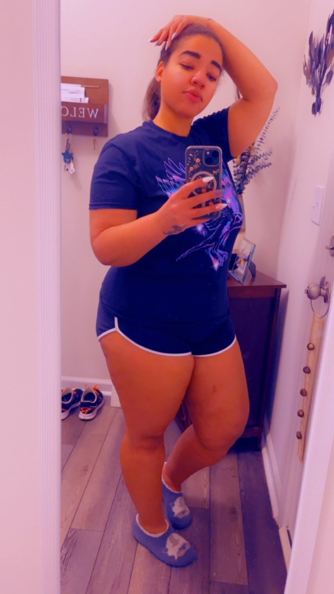 BriWithoutCheez's tweet photo. Ravenclaw ALL Day 💙🦅🥰 https://t.co/QGdlg22WKi