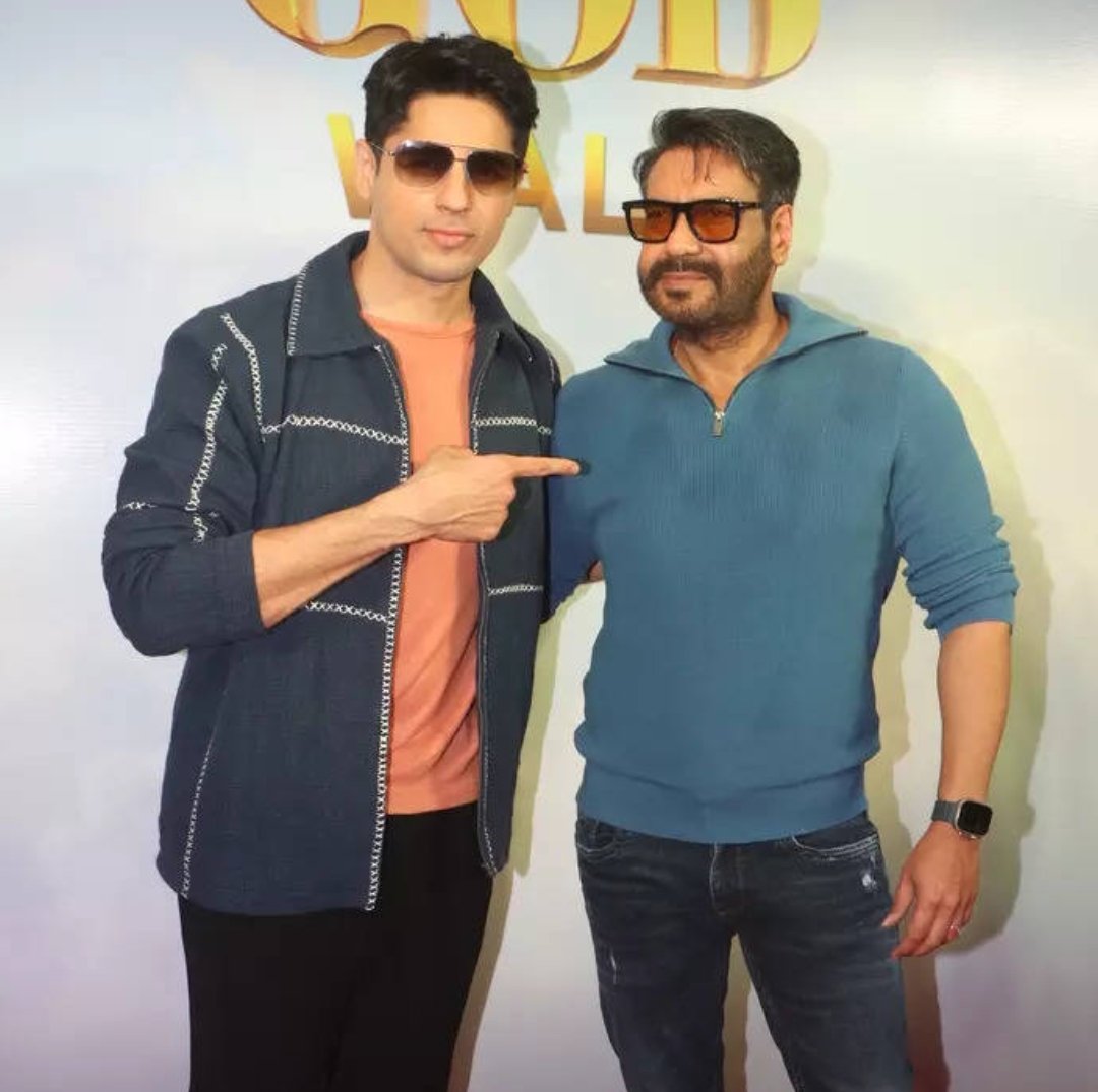 MeSamir23's tweet photo. Happiest Birthday to the 'Yodha' @SidMalhotra. May you start the year with a blast in #IndianPoliceForce, also here's the common DP for his birthday. 🌟

#HappyBirthdaySidharthMalhotra https://t.co/pYjPccNXSu