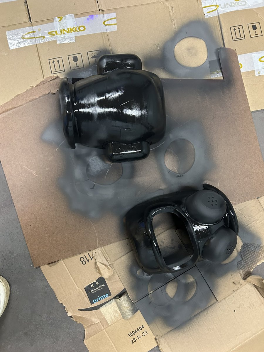 RebelsCosplay's tweet photo. Things are happening, slowly but surely for this weekend 👀‼️
#lethalcompany #magfest2024 #lethalcompanycosplay https://t.co/lMPJrrHQz5