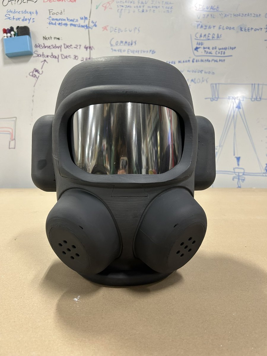 RebelsCosplay's tweet photo. Things are happening, slowly but surely for this weekend 👀‼️
#lethalcompany #magfest2024 #lethalcompanycosplay https://t.co/lMPJrrHQz5