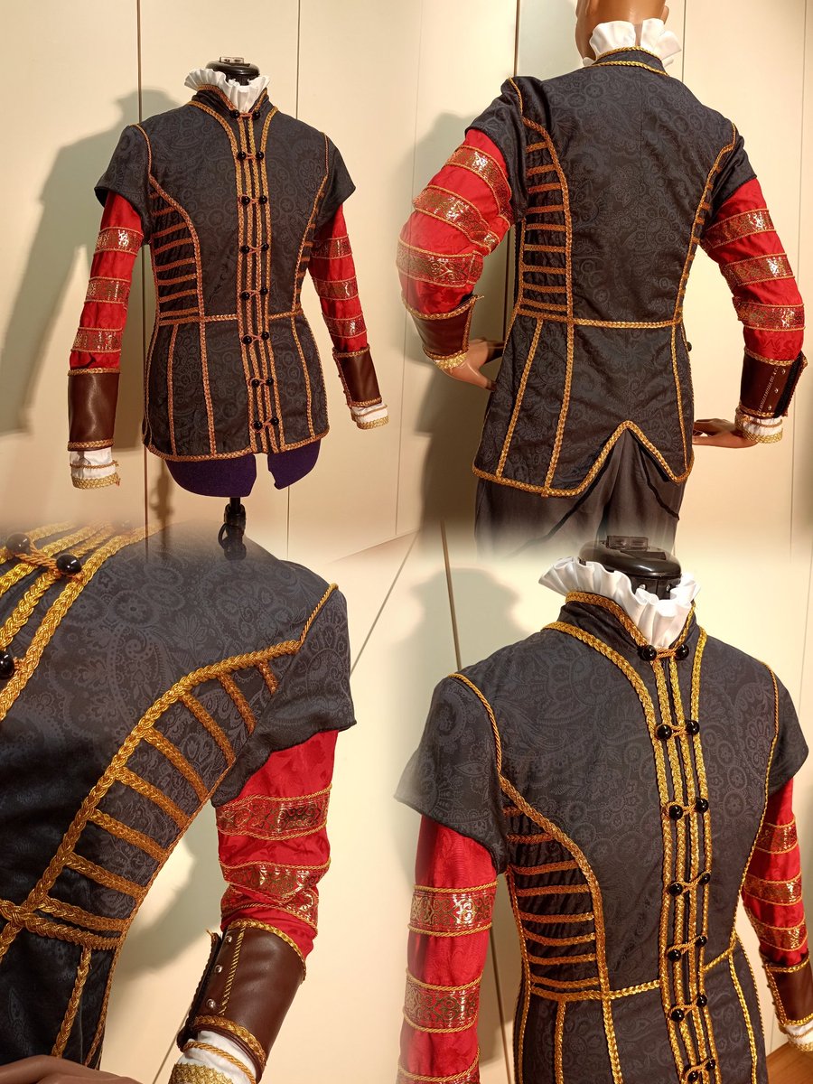 AstrojulietW's tweet photo. Raphael from Baldur's Gate 3 cosplay commission done! 
Fabrics by @vavassoritessuti
#baldursgate3 #baldursgate3cosplay #raphael #raphaelbaldursgate3 #raphaelcosplay #baldursgatecosplay #cosplay #cosplaycommission #italiancosplayer https://t.co/3wt0TIVzLm
