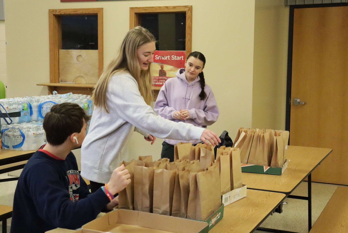 Today, students &amp; staff across #WCASD unite in service to honor the legacy of Dr. Martin Luther King Jr.  

Rustin's student council packed hundreds of lunches for local organizations like Saint Agnes Day Room, Safe Harbor of West Chester, CYWA of Coatesville, &amp; more 💙 #WCASDWay