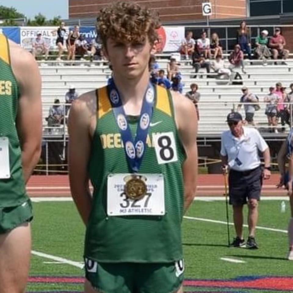 westpasports's tweet photo. Zach Kruse (@Zach4451) is one of PA’s top 800m runners. 

The @deerlakessd senior recently made his commitment to Monmouth University and is excited for what should be an eventful senior track season. Story ⬇️🏃🏻‍♂️

📸: Benjamin Buckless x @milesplit 

https://t.co/Xj2iZjYzYI https://t.co/Cwslwo8cGl