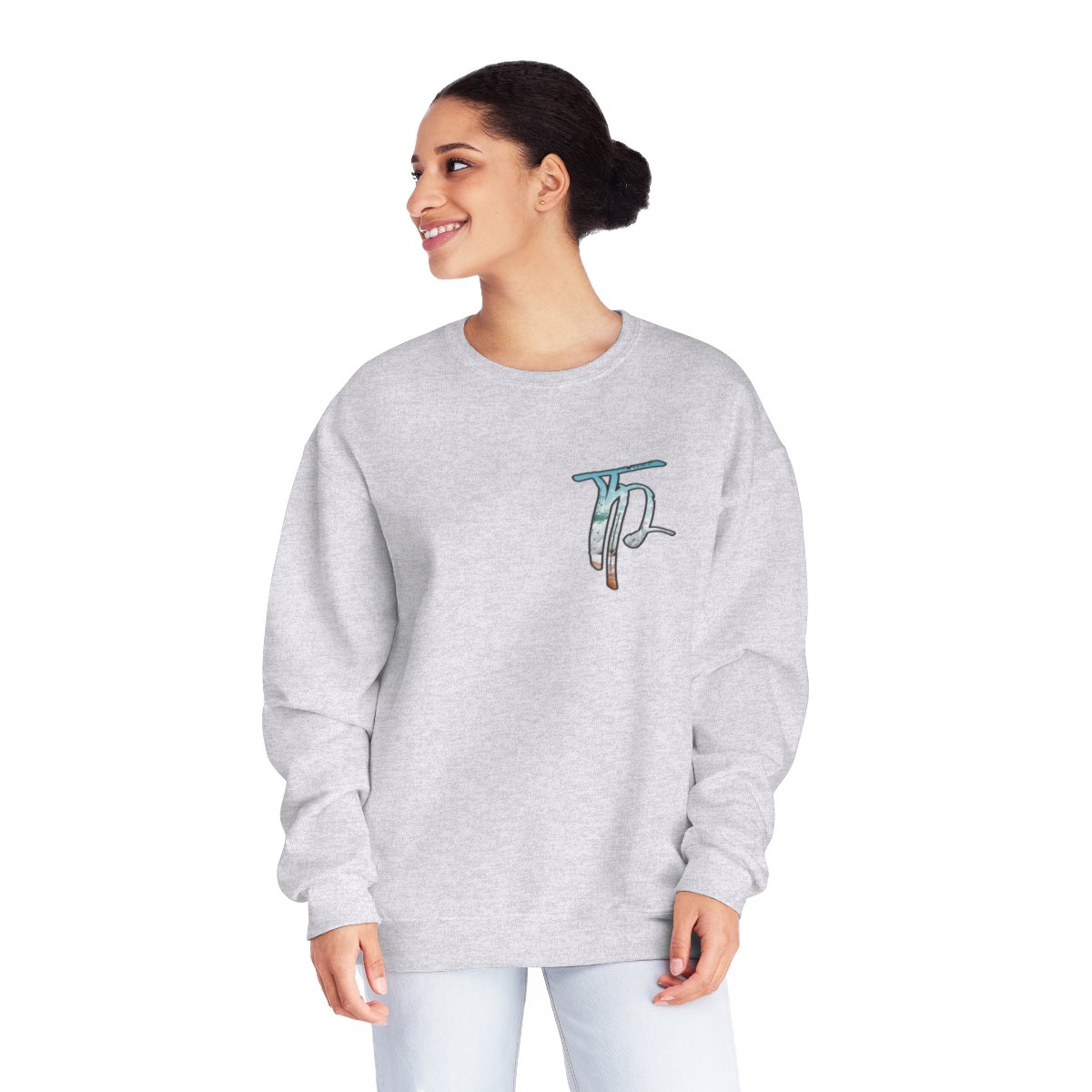 pineappleshop22's tweet photo. Wrap yourself in comfort and style! 🍍 Explore the latest collection of sweaters and hoodies at Toasted Pineapple. From cozy classics to trendsetting designs, we've got your winter wardrobe covered. #WinterStyle
#toastedpineapple 

https://t.co/THPFXyxaDT https://t.co/vGI7ttY6y4