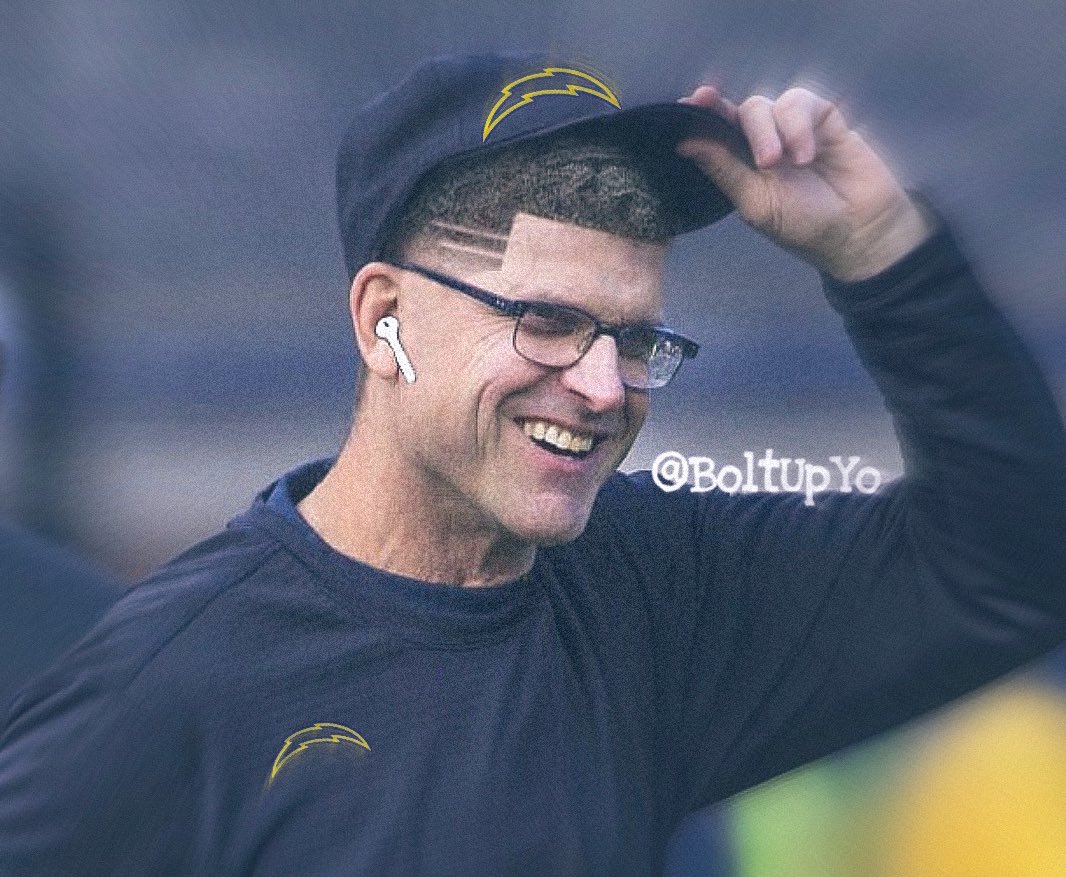 JC_Chargers's tweet photo. Mufuckas worried about the Rooney rule when he coming to the HQ like https://t.co/6aSIEN1irl