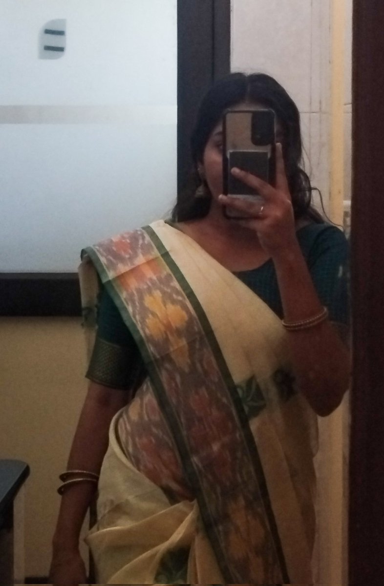 cornykanni's tweet photo. pongal nalvaazhthukal ✨❤️
biannual tweet, see y'all in 6 months 🫡 https://t.co/Zco9VWpMsc