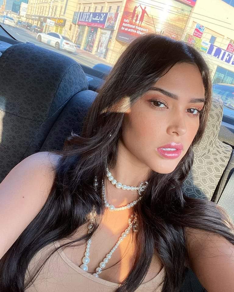 lupselvijsi's tweet photo. الفتيات الآن أحرار، وهن جميلات، يمكنك اختيار فتاة أو فتاتين، نقدًا🍑🍑🍑
#محمد_حمدي_يسيء_للنصر https://t.co/SeQfhy2P2c