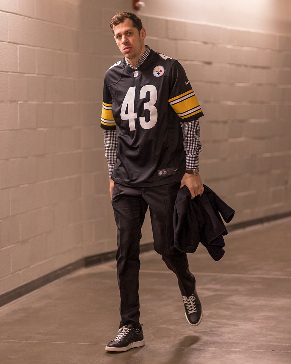 penguins's tweet photo. HERE WE G(en)O!

#HereWeGo https://t.co/F16XmVyz7f