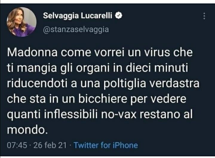 Virna25marzo's tweet photo. Comunque la Lucarelli è questa per chi se ne fosse dimenticato... https://t.co/OkSAk58mqs