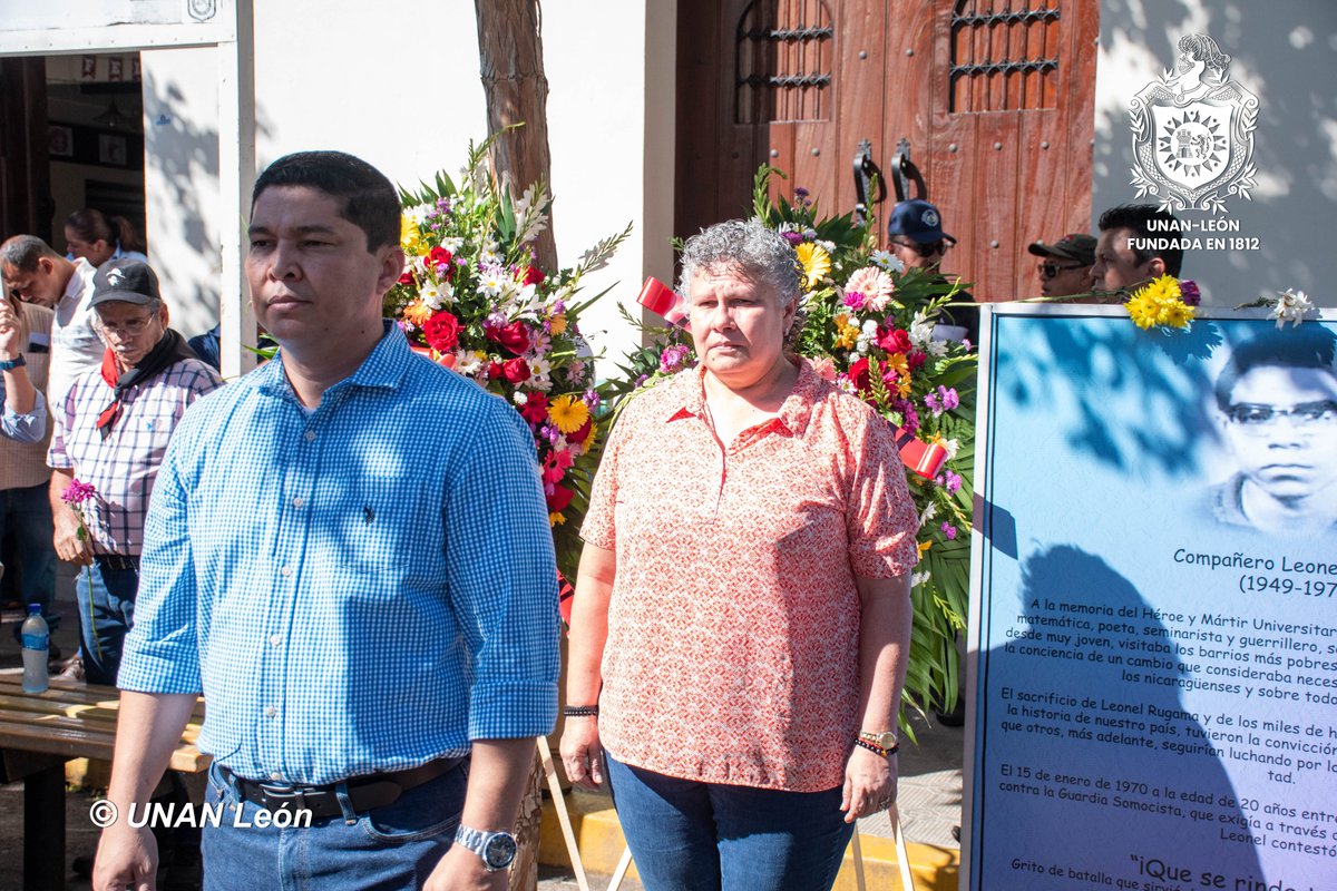 unanleon's tweet photo. En Conmemoración del 54 aniversario del tránsito a la Inmortalidad del poeta Revolucionario Leonel Rugama estudiante de nuestra UNAN-León y miembro del Frente Estudiantil Revolucionario (FER), la Comunidad Universitaria de la UNAN-León rindió Homenaje con ofrenda floral y guardia de Honor en el paseo de los Héroes y Heroínas de la Revolución.