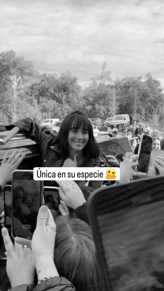 lavandeira90's tweet photo. Como la queremos...Es auténtica 🫠🫰#aitana #aitanax #aitanaot2023 #respetoparaaitana #visitaaitanaot #respetoparaaitana3 #orgullosadeti #visitaaitana #visitaaitana2023 @Aitanax https://t.co/v4Ce8UDLrl