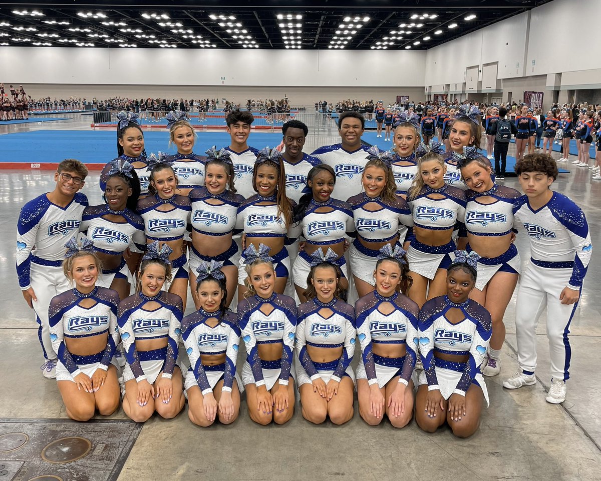 Purple_Rays1's tweet photo. We are going to Worlds!!! Top 3 finish and a worlds bid made for a gRAYt weekend! Praying for our athlete injured on Day 1. Thankful for all of the support we were given this weekend 🌎💟🥳#WorldsBound #PurpleParty https://t.co/zc4xXopStN