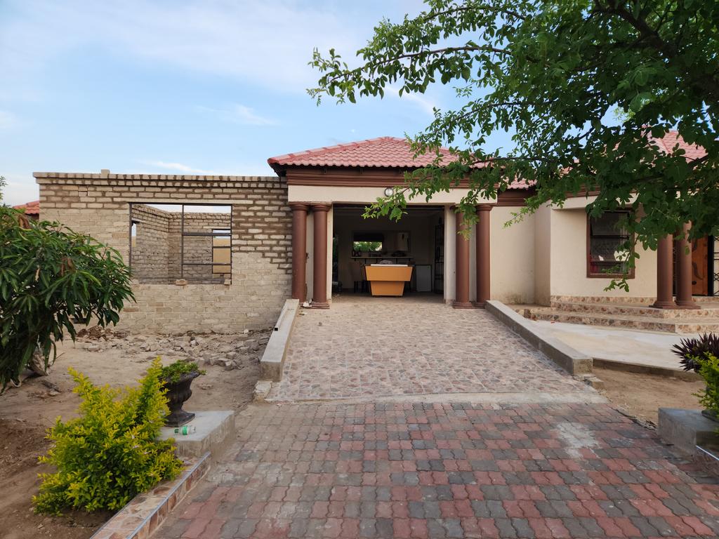 AlsonManyama's tweet photo. Project 2 💥 💥 💥 

Plastering, Labor, painting, Floor &amp; Roof tiles ....

To be completed before AFCON end.

Let's get it. https://t.co/226T3ukEm9