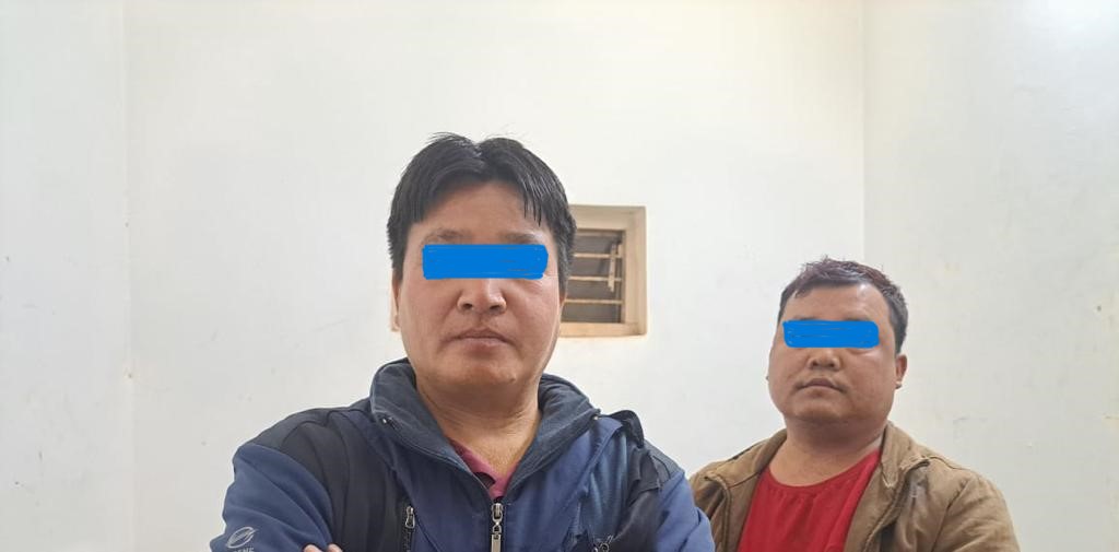 manipur_police's tweet photo. Today (15/01/2024) at around 4:30 pm, during round patrolling of Manipur Police Special CDO Teams near Moreh College, the security personnel observed two suspected individuals who opened fire on vehicles of security personnel and ran into a cluster of houses. On being fired upon, the security forces immediately retaliated and cordoned off the suspected houses near Moreh College.
During the operation, the two suspicious individual were chased and overpowered using minimum force and were detained for verification. On spot  verification, they  disclosed themselves  as
(a)Name : Philip  khaikholal  khongsai  s/o (L) Marcus Khongsai of New Moreh Ward no 8.
(b)Hemkholal Mate  S/o (L) Onkholun Mate of K. Moulsang  Village
The above two individuals were arrested and the following items were recovered from them :-
(1)01 (One) pistol along with two live rounds, 
(2) 01 (One) Chinese hand grenade, 
(3)10 (Ten) live rounds of AK ammunitions, 
(4)10 (Ten) detonators with fuse.

The arrested persons are among the main suspects behind the assassination of Late  Ch. Anand Singh, MPS, SDPO Moreh. A case has been registered in this regard for investigation.