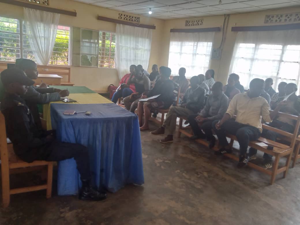 sector_murambi's tweet photo. None kuwa 14/01/2024 mu Murenge wa Murambi twakoze Inama ya security na management ku Murenge wa Murambi tukaba twaganiriye ku mihigo n'umutekano
@GatsiboDistrict 
@RwandaLocalGov @sector_murambi https://t.co/qFcXm5Muc9