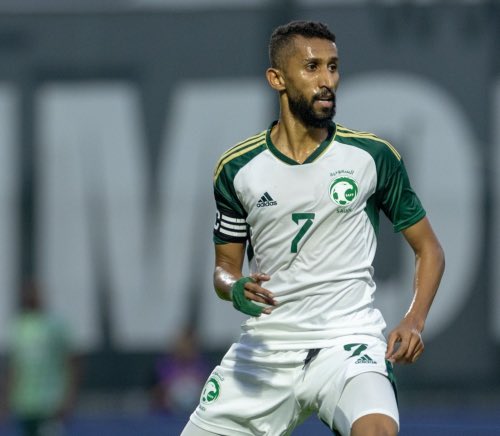 🚨🚨🚨🚨🚨🚨🚨🚨🚨🚨🚨 عاااااااااااجل :

سلمان الفرج يوضح .. باختصار 😱😱😱😱😱😱

1- استدعاني مانشيني وقال هل لديك رغبة وشغف؟ قلت نعم
2- قال نستطيع تحقيق آسيا؟ قلت بوجود النجوم نعم!

أقسم بالله العظيم بأن ماذكرت هو ماحدث بالضبط وأطالب المسؤولين في الإتحاد السعودي التحقيق حول هذا