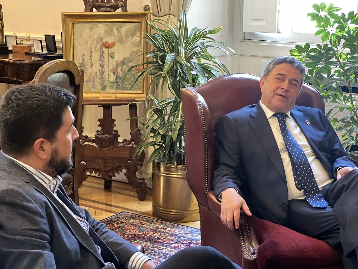 ✅Director <a href="/pzenteno01/">Pablo Zenteno Muñoz</a> junto al subdirector <a href="/cristianpub/">cristian umaña</a> se reunieron con el Presidente del <a href="/Senado_Chile/">Senado Chile</a> <a href="/jacoloma/">Juan Antonio Coloma</a> para coordinar actividades en el marco del #CentenarioDT 
#DiálogoSocial 
#TrabajoDecente 
#100añosDT