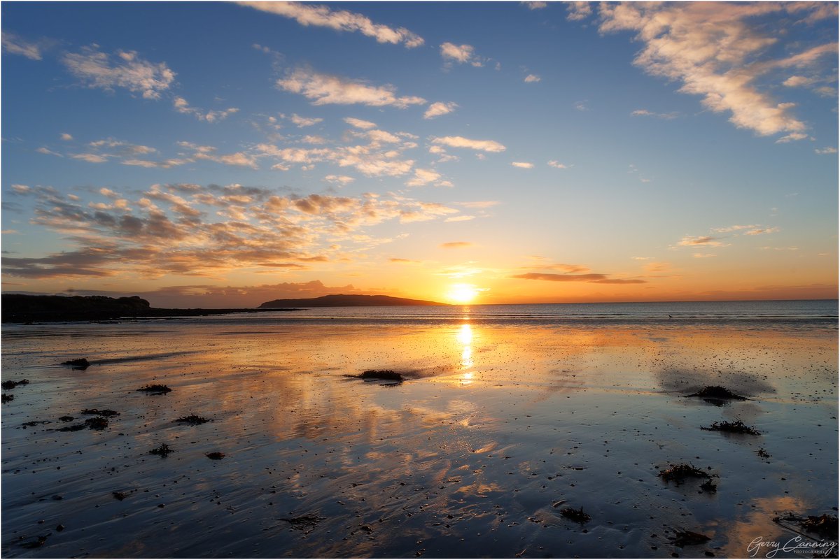 I have loads of shots to edit, and no time to do it. It's a nice problem to have!! In the meantime, here's another from Rush the other day.

#sunrise #morningglow #sunrisephotography #rush #rushtourism #lambay #thefullirish #canon #canon24105