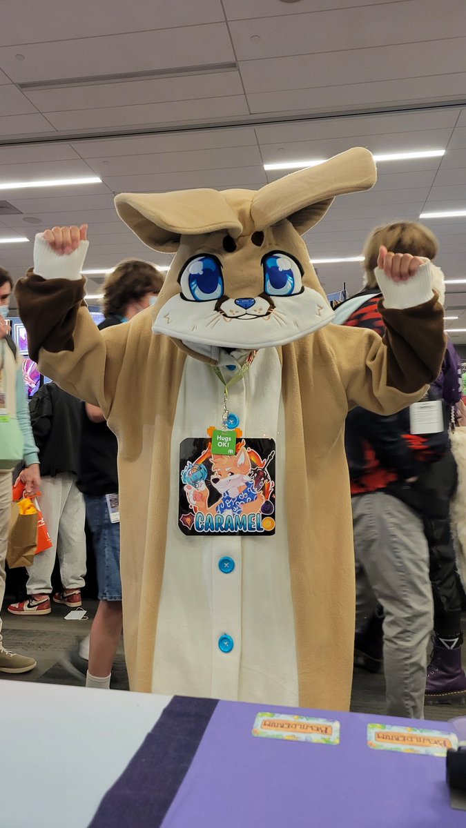 Bewilderium's tweet photo. Happy to see an old friend visit our table at FC! Seeing our kigus out and about always brings us joy! https://t.co/NSDY3Pbykj
