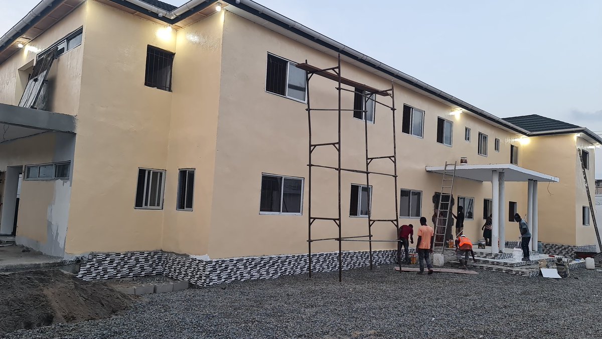 The UNHCR fully funded New HQ for Liberia Refugee Commission (LRRRC) was officially commissioned today by HE Pres. George Weah. 24 office rooms + 2 conference rooms. Testamony of the indelible mark UNHCR (UNFamily) has made in Liberia. Dedicated to stronger partnership with GoL.