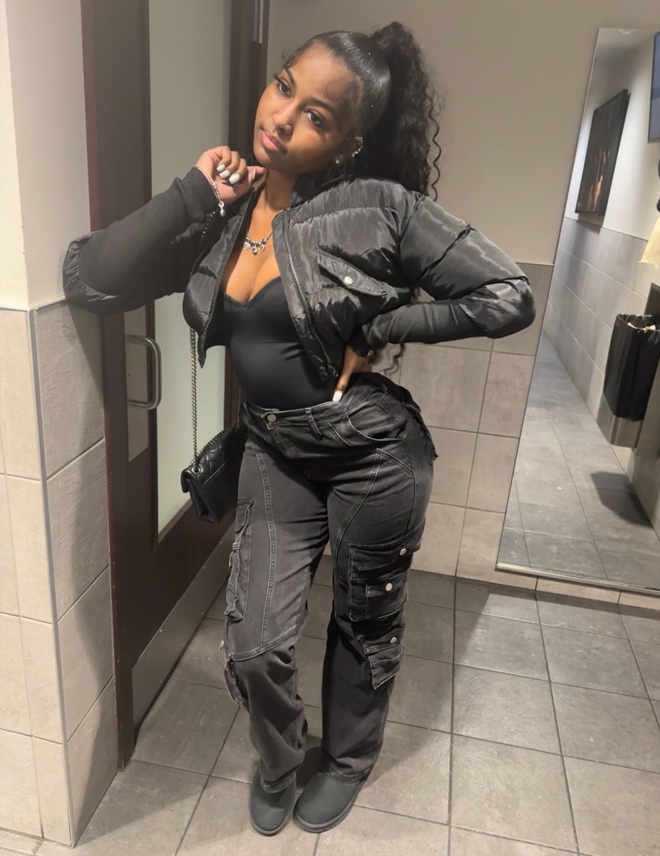 xPocahunnit's tweet image. 🖤