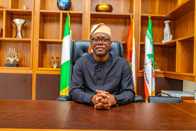 OTUNBA tweet media