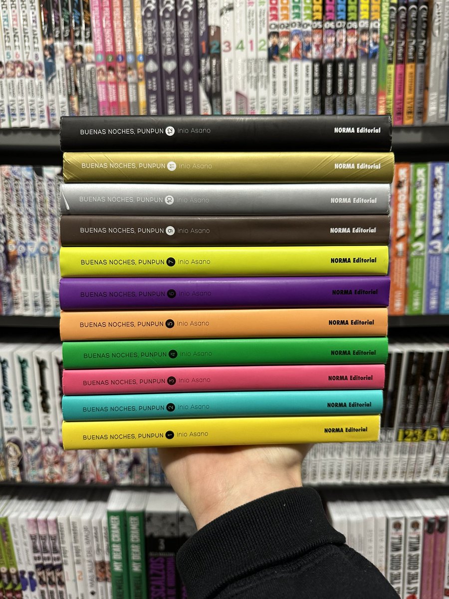 alcalacomics's tweet photo. Para este Blue Monday os recomiendo mucho esta preciosa serie tan colorida.

🙂 https://t.co/bKFsZPRSmV