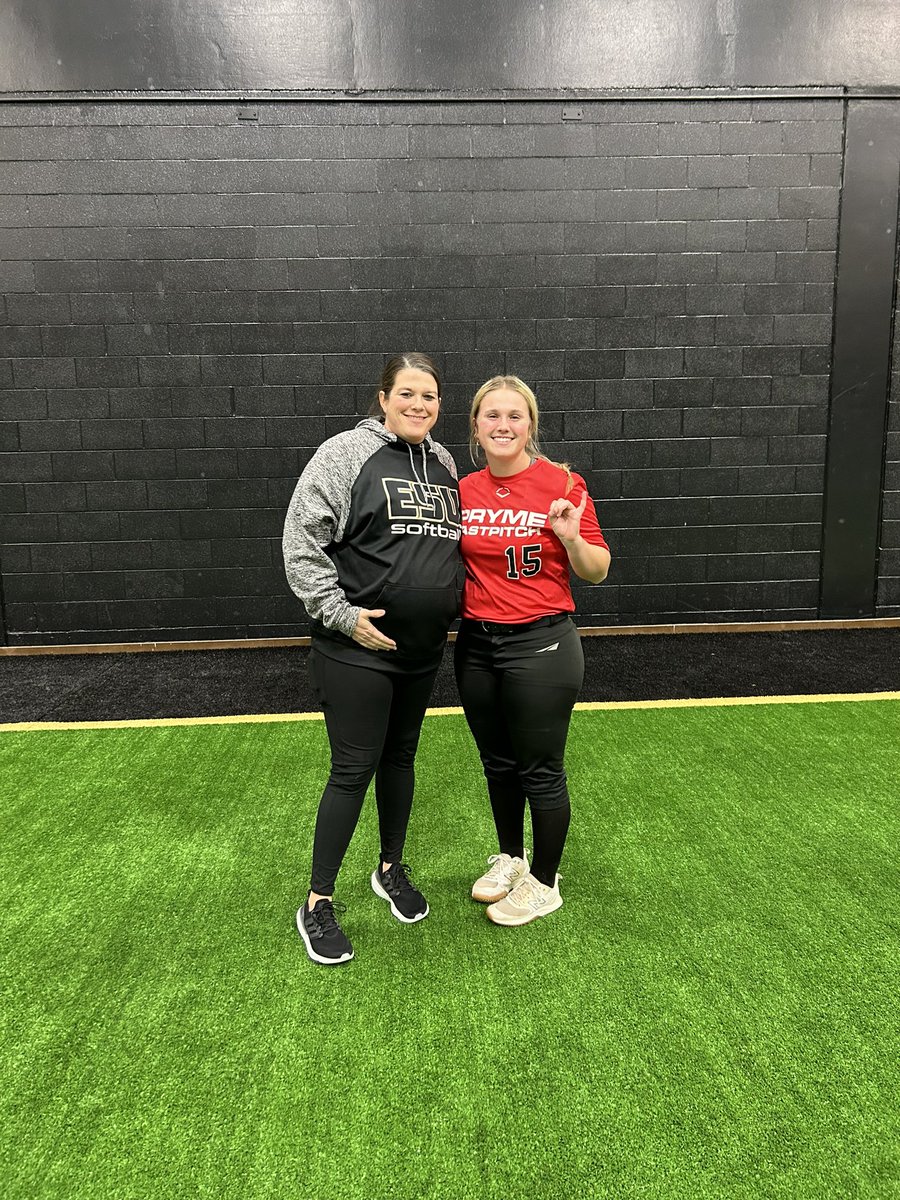 AddiWhit2025's tweet photo. Thank you to all the coaches and players for a great hitting camp at @EState_Softball yesterday! Very grateful for all instruction I received yesterday! 
@ahuddles24 
@CoachHill_ESU 
@ACHammond21 
@JamesSnyDus https://t.co/MLRCjSUv8E