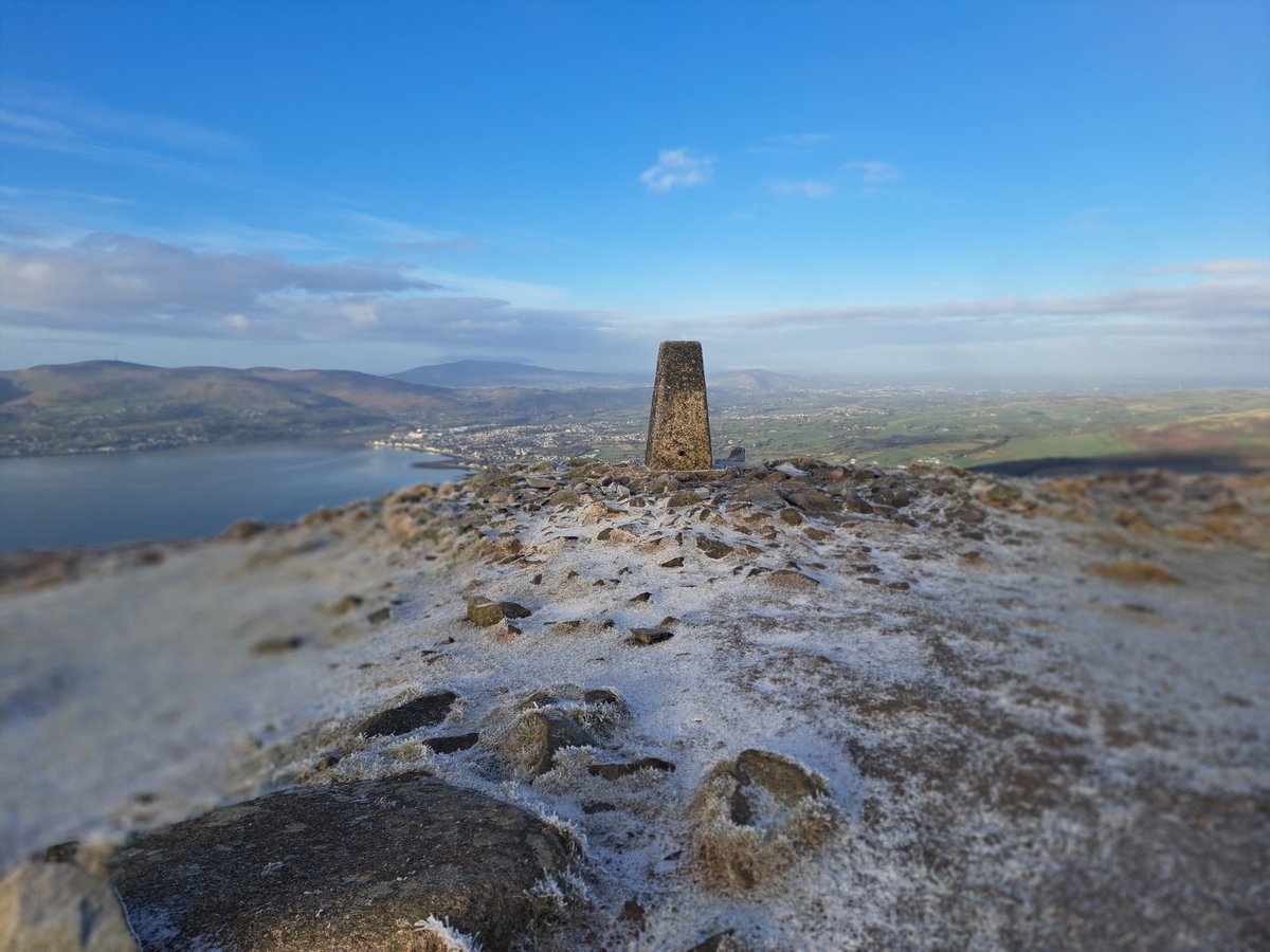 Walkthemournes.com tweet media