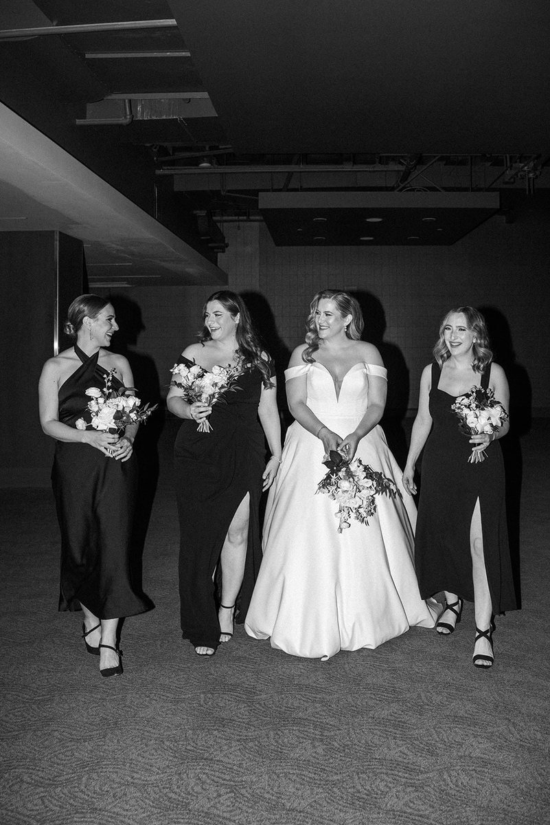 SteevieM's tweet photo. Celebrated my daughter @kfschierling a couple of weeks ago‼️🇬🇷❤️ Congratulations to her &amp; @wschierling on their spectacular #wedding ‼️#blessed https://t.co/nHRXq6nakE
