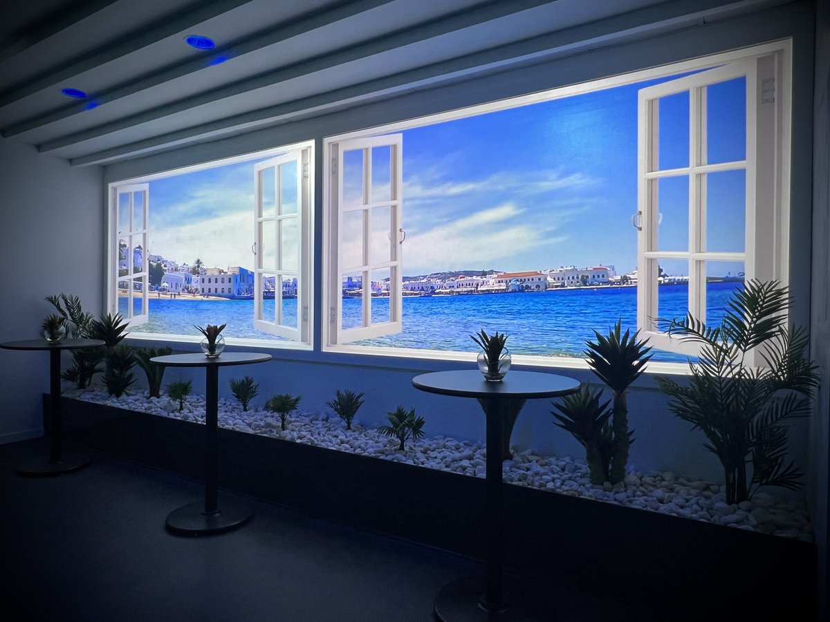 TIPtechArt's tweet photo. Reimagine your restaurant. Learn more about TIPtech Art's Windows to the World. #restaurant #design https://t.co/YLwdzI2DaC https://t.co/eaRbvR0zmu