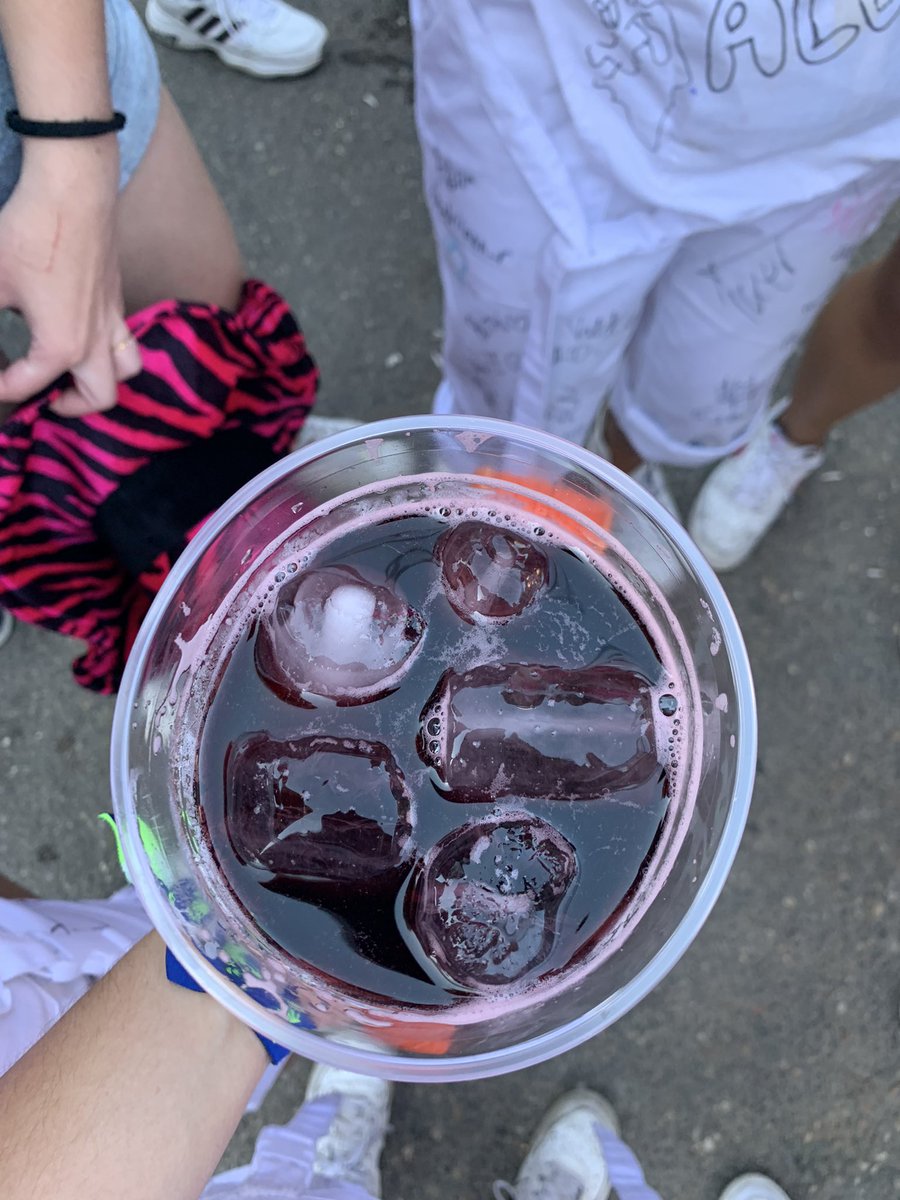 Solo quiero estar en verano y tomarme un kalimotxo