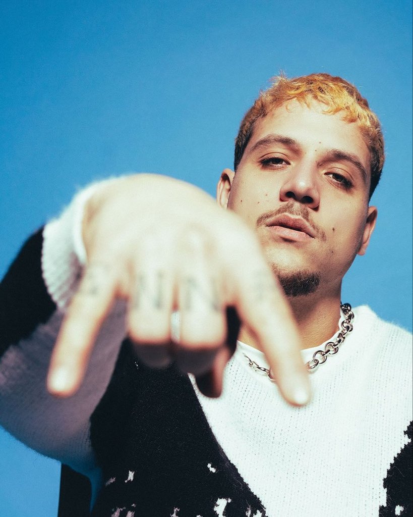 60SecondesPLK's tweet photo. 🚨 PLK dévoile la cover et la tracklist de la première partie de « Chambre 140 » !

▪️ Gazo
▪️ TIF

📆 DISPONIBLE VENDREDI https://t.co/X2fNY7wgYv