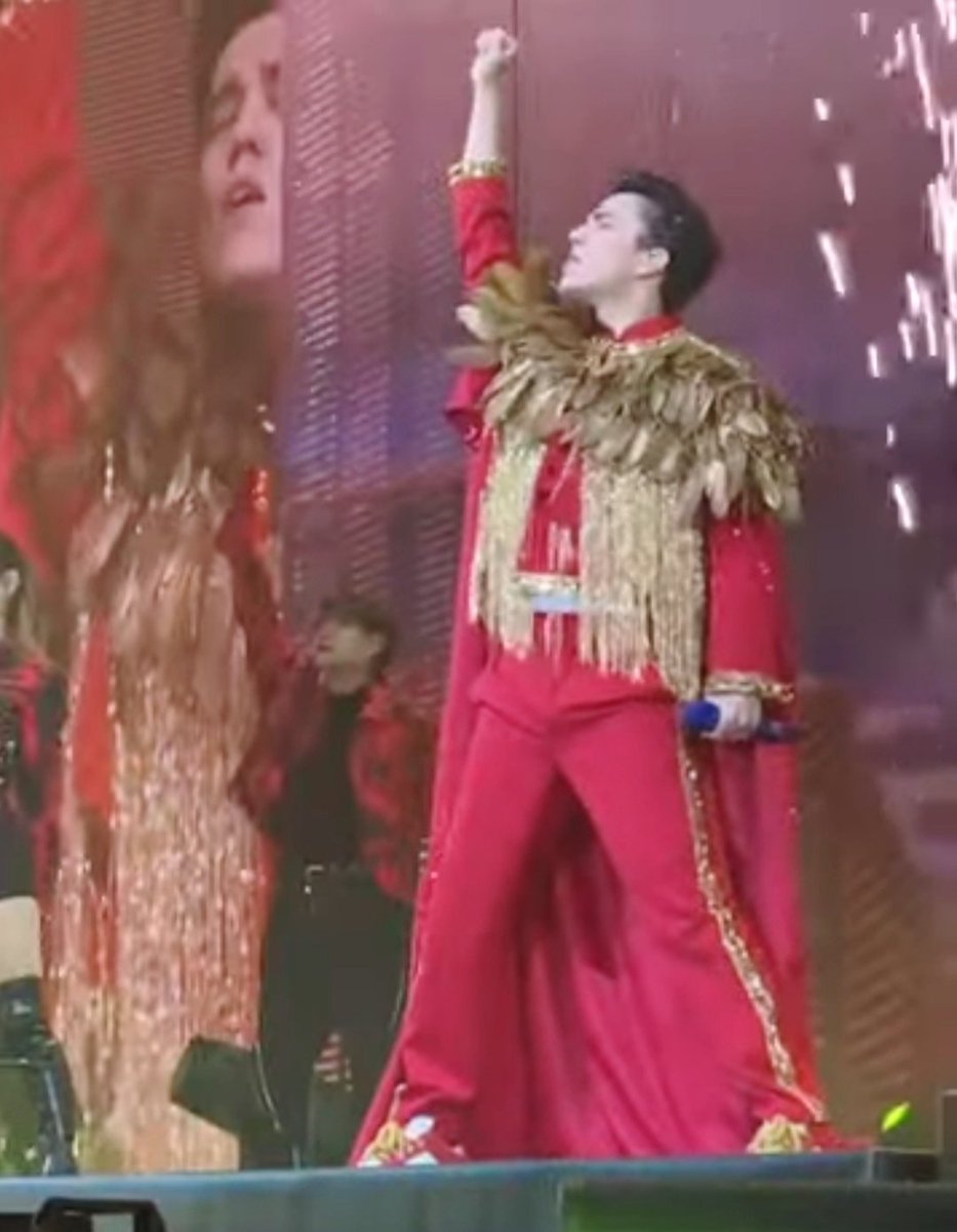deyaniramujica's tweet photo. Canciones compuestas por @dimash_official En cada una hay arte, sentimiento, mensajes trasmitidos con su singular talento.
#TheStoryOfOneSky
#Omir
#ElAmorEnTi
#BeWhitMe
#GiveMeYourLove
#Zhalyn
#WarAndPeace.
#UnforgettableDay
#WhenIHaveGotYou
#smoke
#OnlyDearOfDimash https://t.co/uYNzPwe8WF
