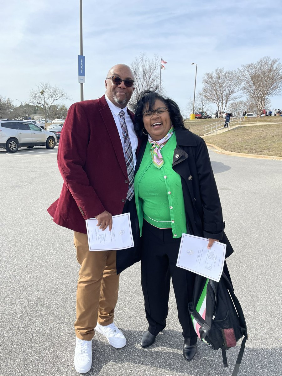 The dream continues- touched my 🩷today after the Dr. King Annual Breakfast to run into one of my student teachers while at Ferguson-Easley - He is still in education at @FAYTECHCC - well done Mr. Bracy