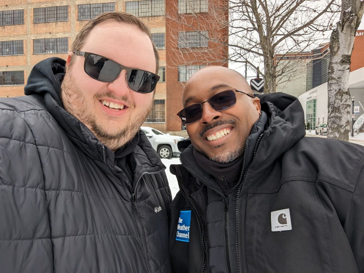 ProducerPayten's tweet photo. It’s so great to see a former colleague and one of my favorite meteorologists in town! I loved producing for @TWCAlexWallace! I still miss the Alex &amp; Alex show @weatherchannel! Safe travels back home! https://t.co/GqFcVosAc6