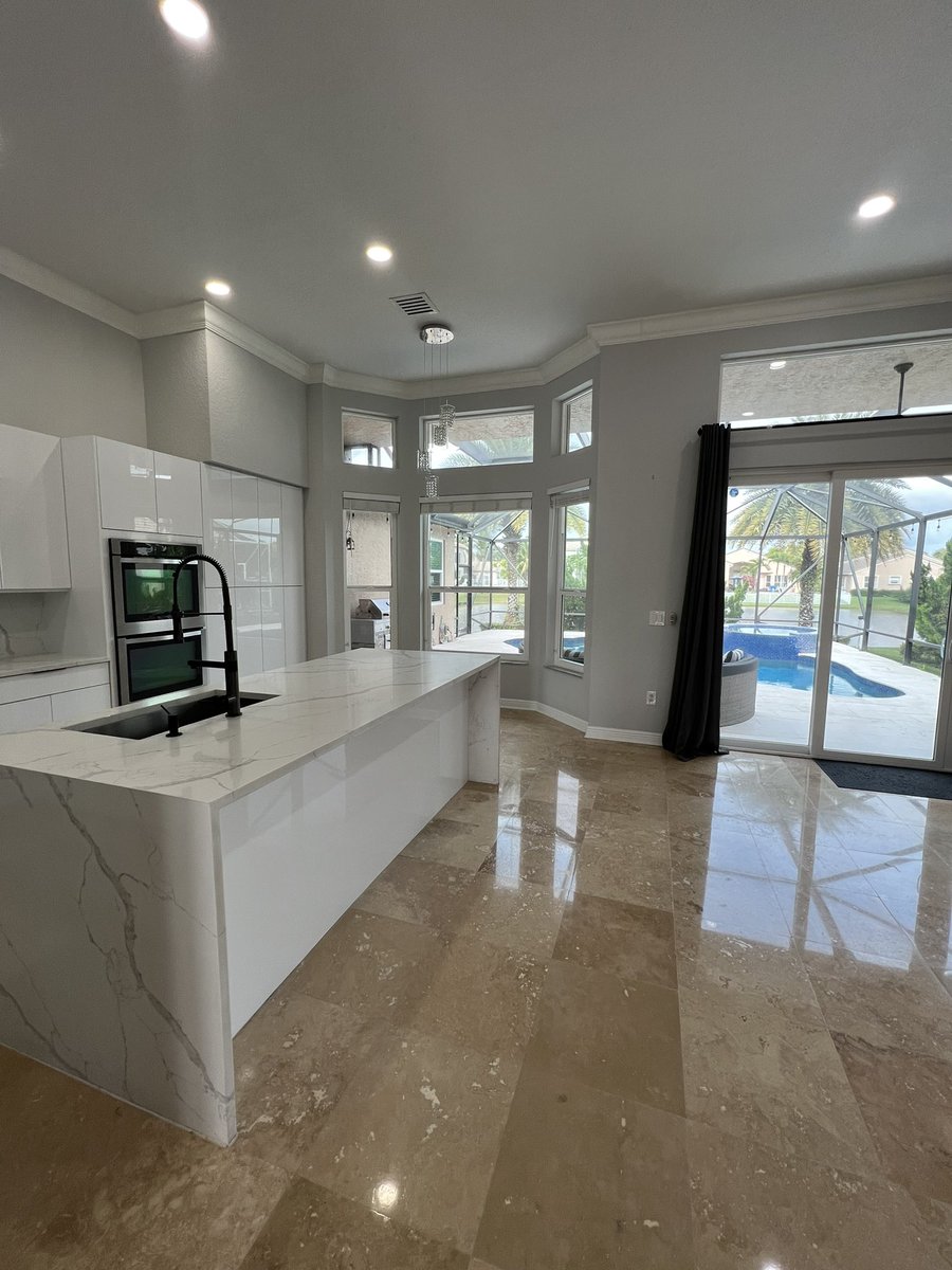 Chrissstopher_'s tweet photo. This beauty just hit the market for $1.3M in Miramar 😍 https://t.co/XPygOJq7jT