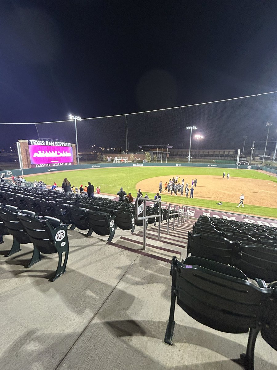 Kylie McRoberts (@kyliemcroberts2) on Twitter photo Had the best time at <a href="/AggieSoftball/">Texas A&M Softball</a> Thank you to <a href="/Trisha_Ford/">Trisha Ford</a> and her staff for this experience! #GigEm Had the best time at <a href="/AggieSoftball/">Texas A&M Softball</a> Thank you to <a href="/Trisha_Ford/">Trisha Ford</a> and her staff for this experience! #GigEm