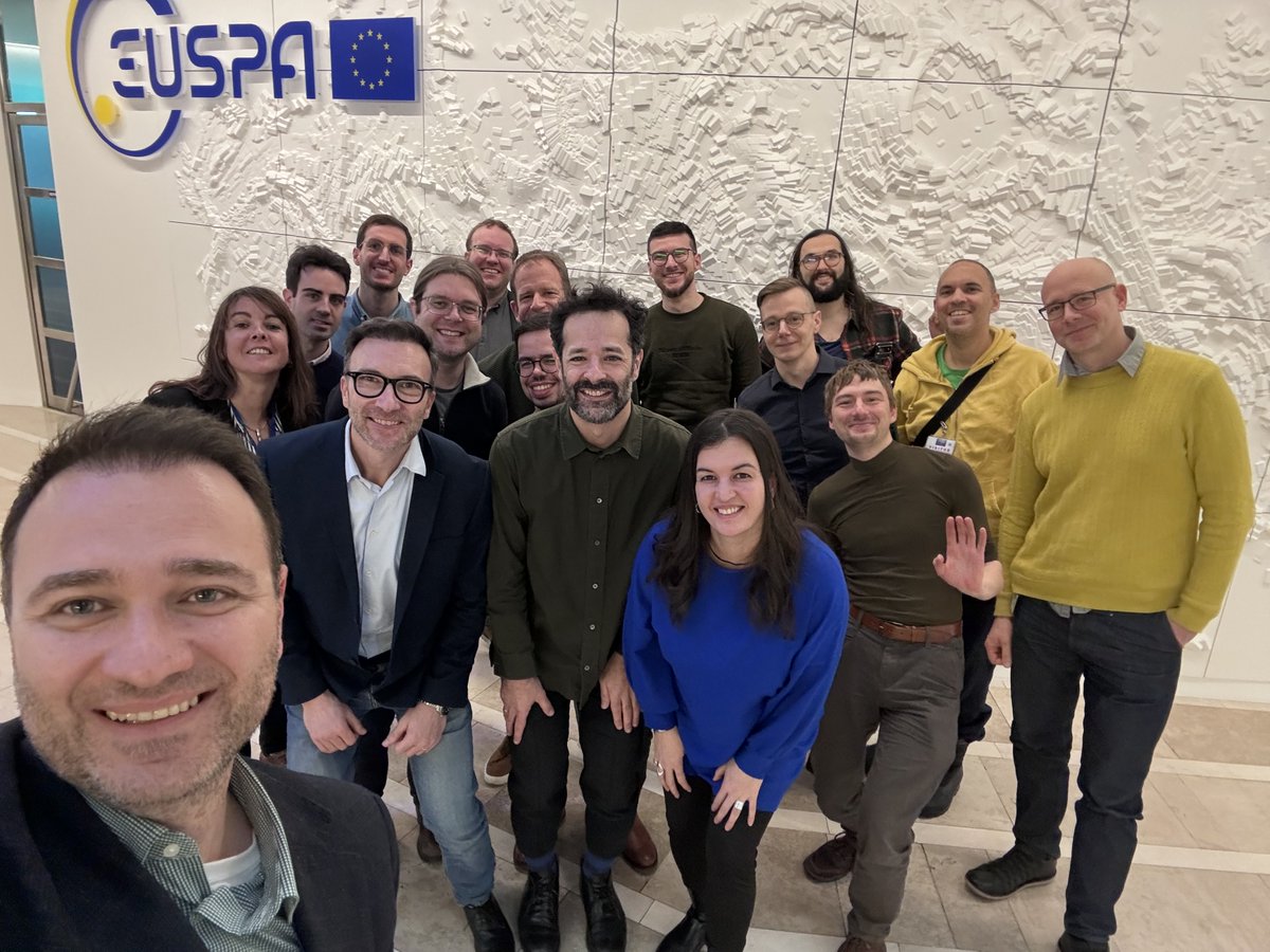Embed2Scale's tweet photo. 🚀 Thrilling kickoff in Prague for the #Embed2Scale project!
Everyone is eager for this promising & ambitious endeavor!
Ready to dive into collaborative efforts!
🤝#E2S is:
@Martel_Innovate @uni_muenster @IBMResearch @UZH_en @fz_juelich @UniofOxford
@eusatcen @sinergise @DLR_de https://t.co/mbos4suD5W