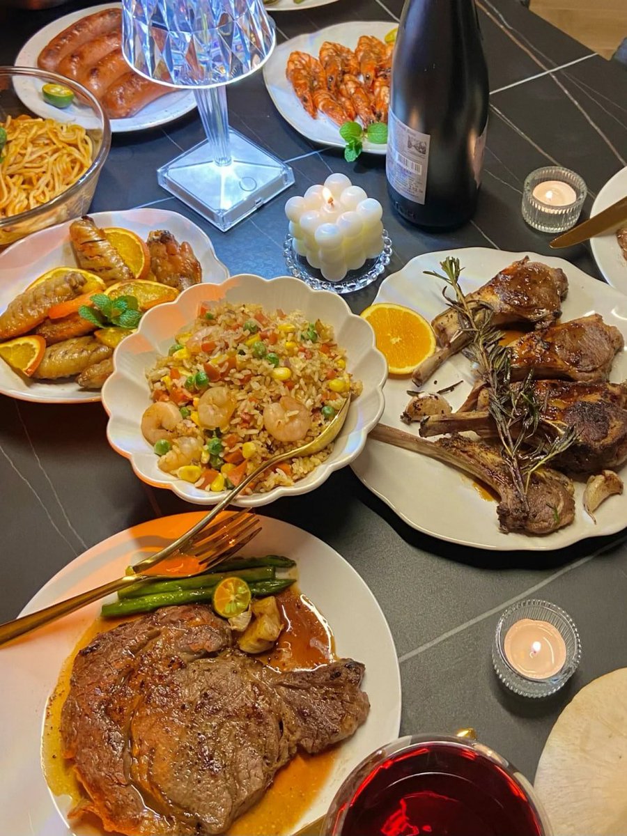 AmobiAmara's tweet photo. Savoring a delicious homemade dinner tonight 😊😊😊 https://t.co/13leHZkw0u